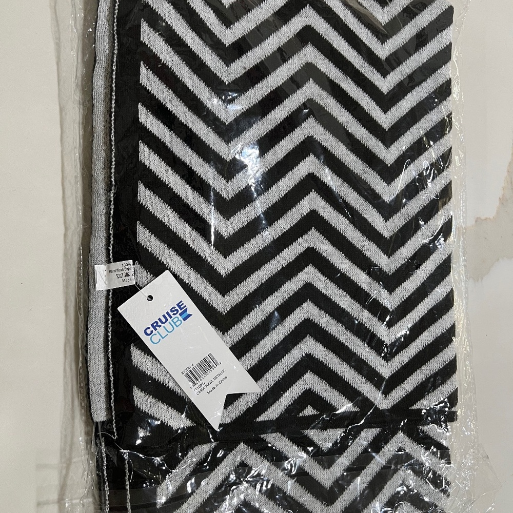 Black and silver scarf